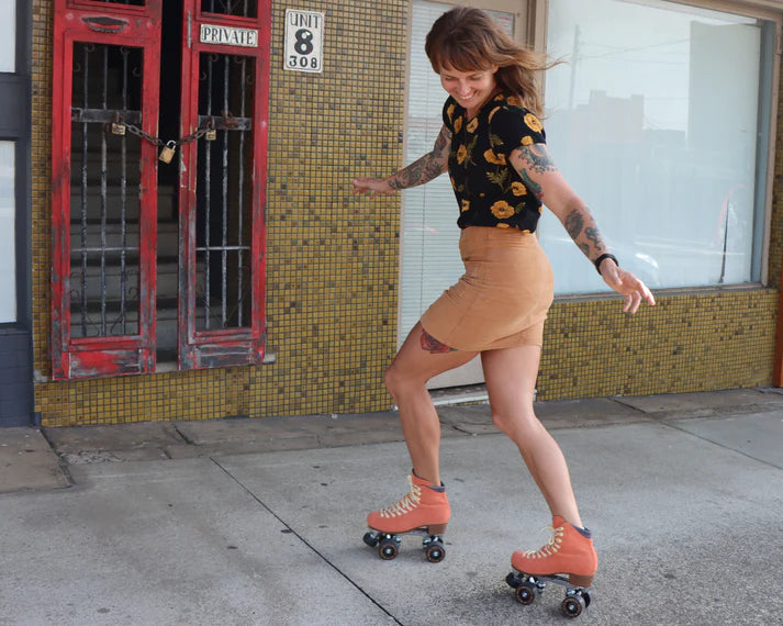 WANDERER Chuffed Skates - PEACH PINK