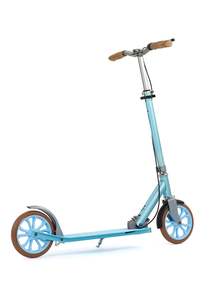 Frenzy 205mm Kaimana Recreational Scooter - Momma Trucker Skates
