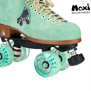 Moxi New Lolly Floss Skates - Momma Trucker Skates