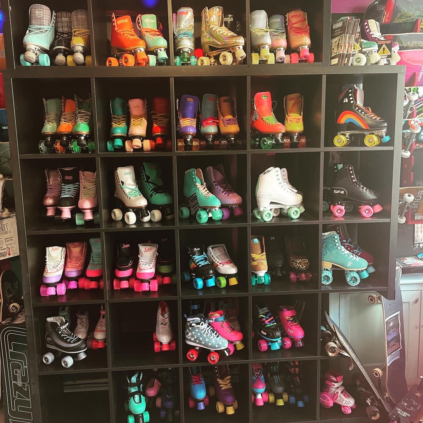 Skate shoes store near me top