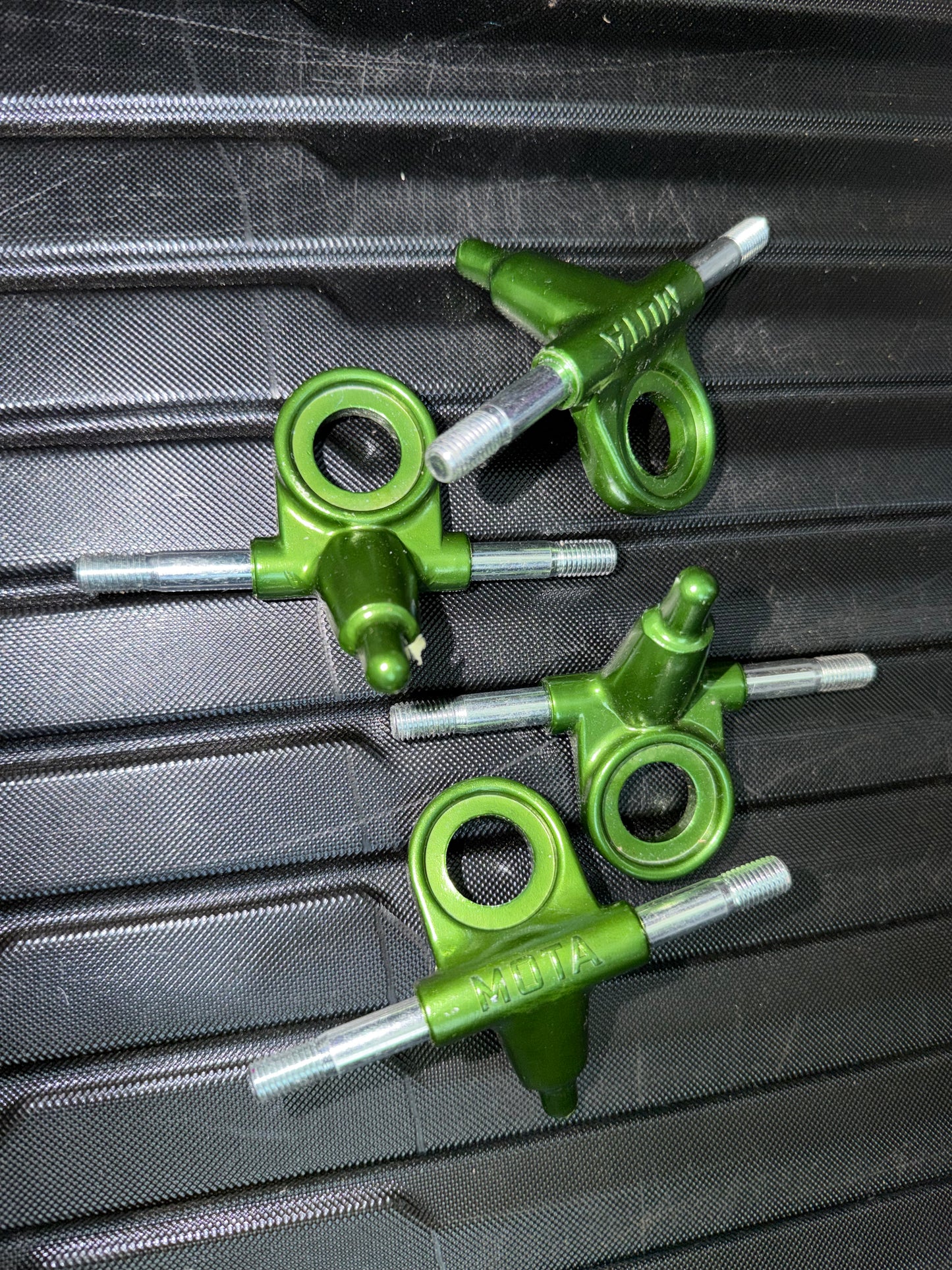Mota Boss Replacement Trucks