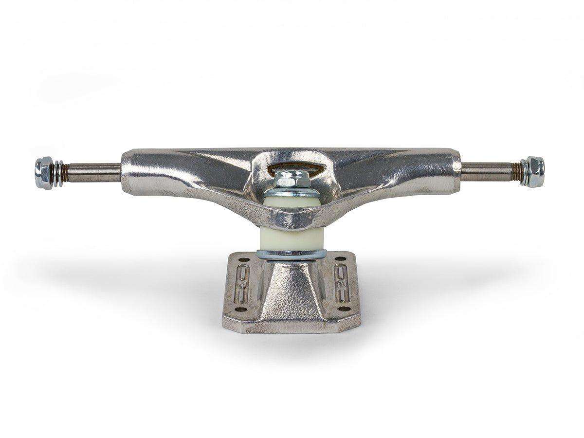Enuff Decade Pro Skateboard Trucks - Momma Trucker Skates