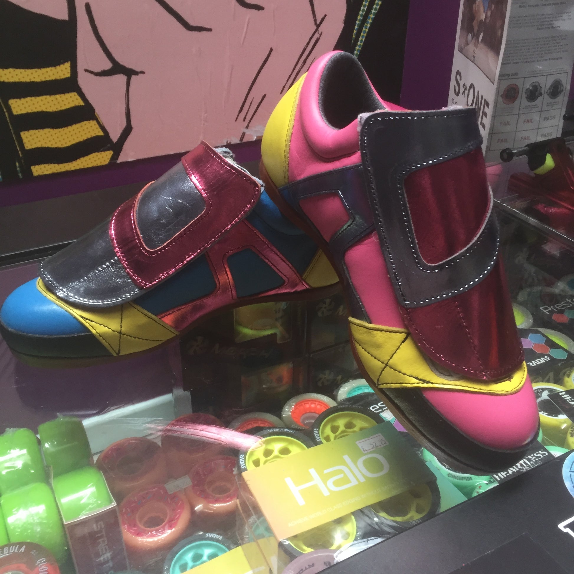 Riedell 951 Custom Colour Roller Derby Jam Skating Quad Boots - Momma Trucker Skates